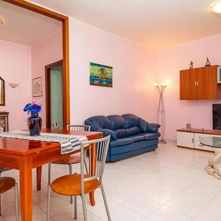 Nigido House Simona 卡塔尼亚