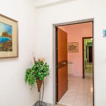 Nigido House Simona 公寓